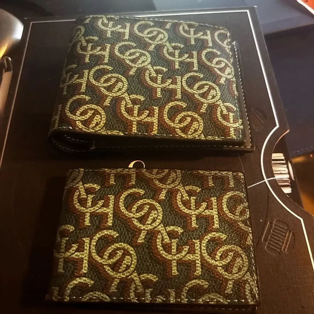 Coach sophisticated key